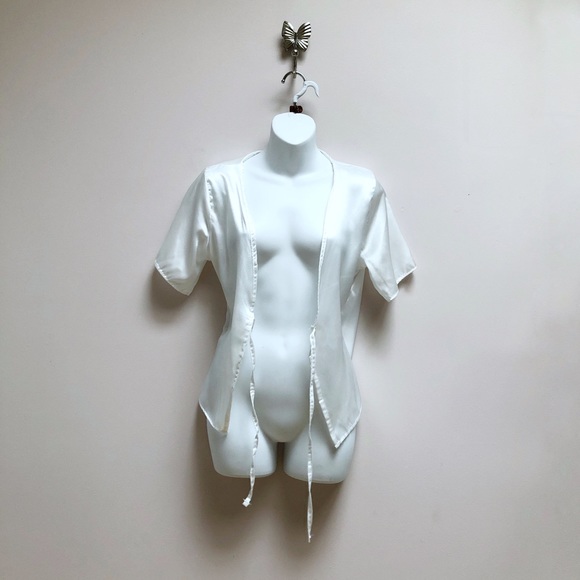 NASTY GAL 'NO STRING SATIN CROPPED BLOUSE' - Picture 10 of 14